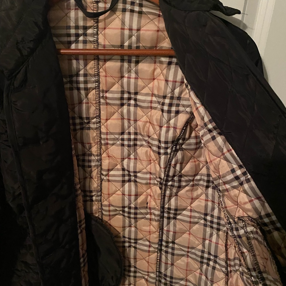 Burberry - Picture 4 of 8
